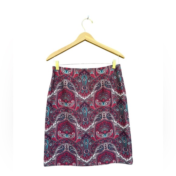 Talbots Red Paisley Pencil A Line Skirt W/ Side Button Detail Lined SZ 6P NWT - Picture 4 of 6